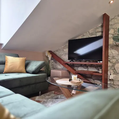 Daire Rooftop Lucylu