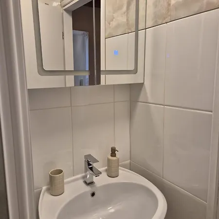 Apartment Rooftop Lucylu *